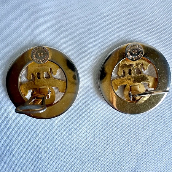 Céline Rare 1990 Anniversary Horse Medallion Clip-On Earrings - Picture 5 of 11